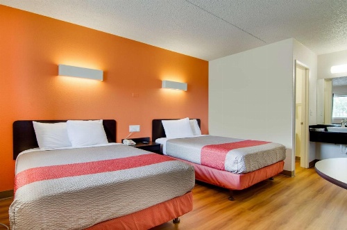 Motel 6-Salina, KS image 33